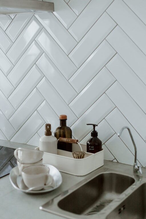 How to Make Your Kitchen Counters Clutter-Free: Simple Tips for a Tidy Space